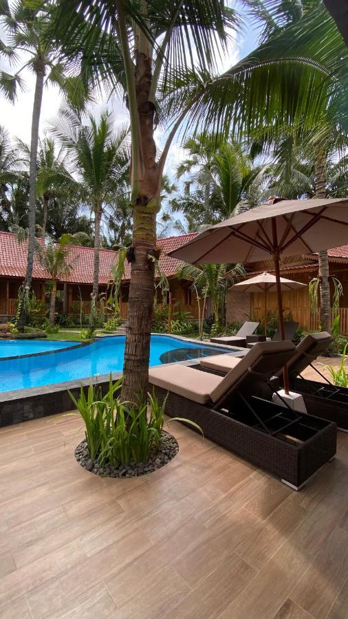 Villa Lova Sambirenteng Gretek Exterior foto